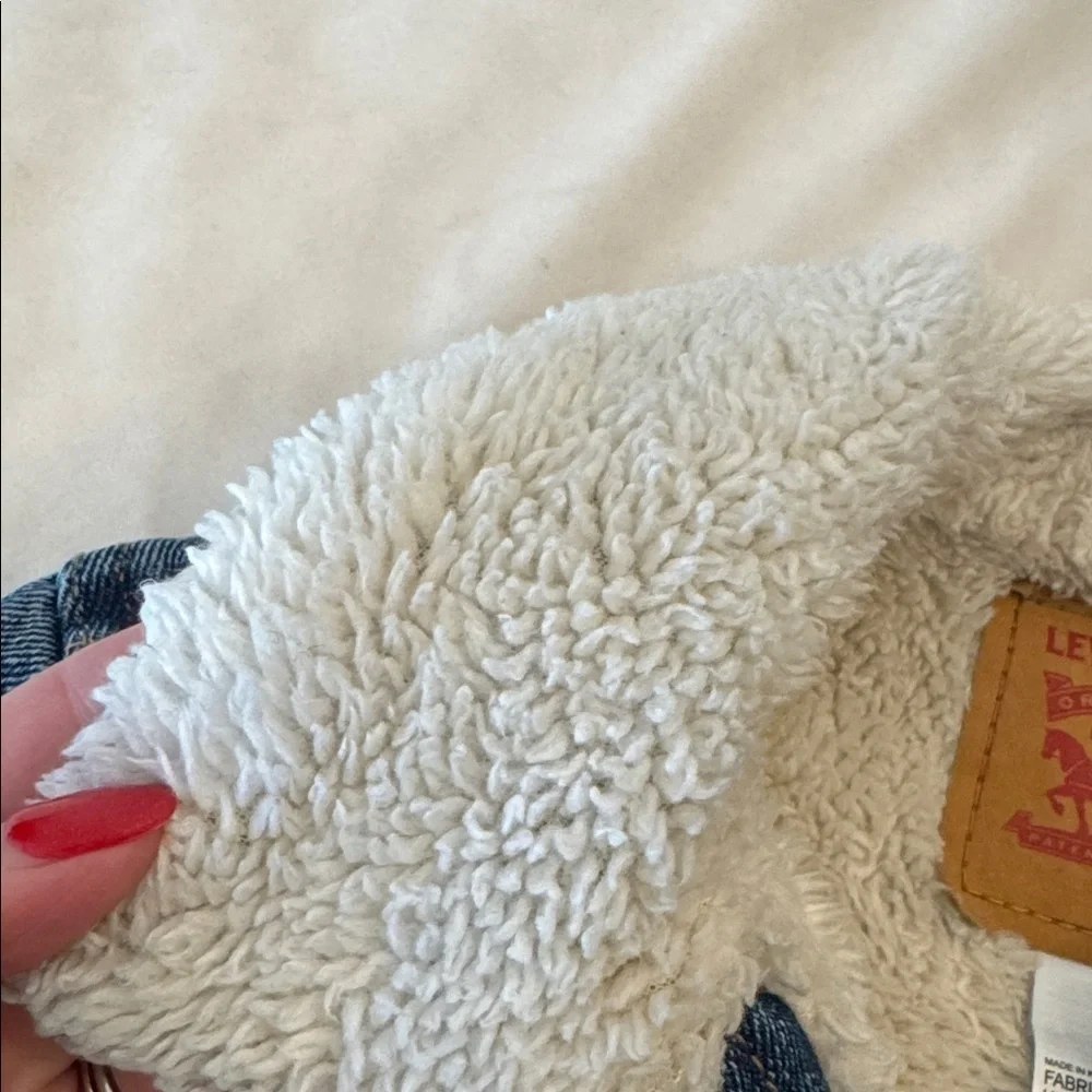 EUC! Levi’s Girls Sherpa Lined Denim Jacket, sz 8-10 - Picture 5 of 12